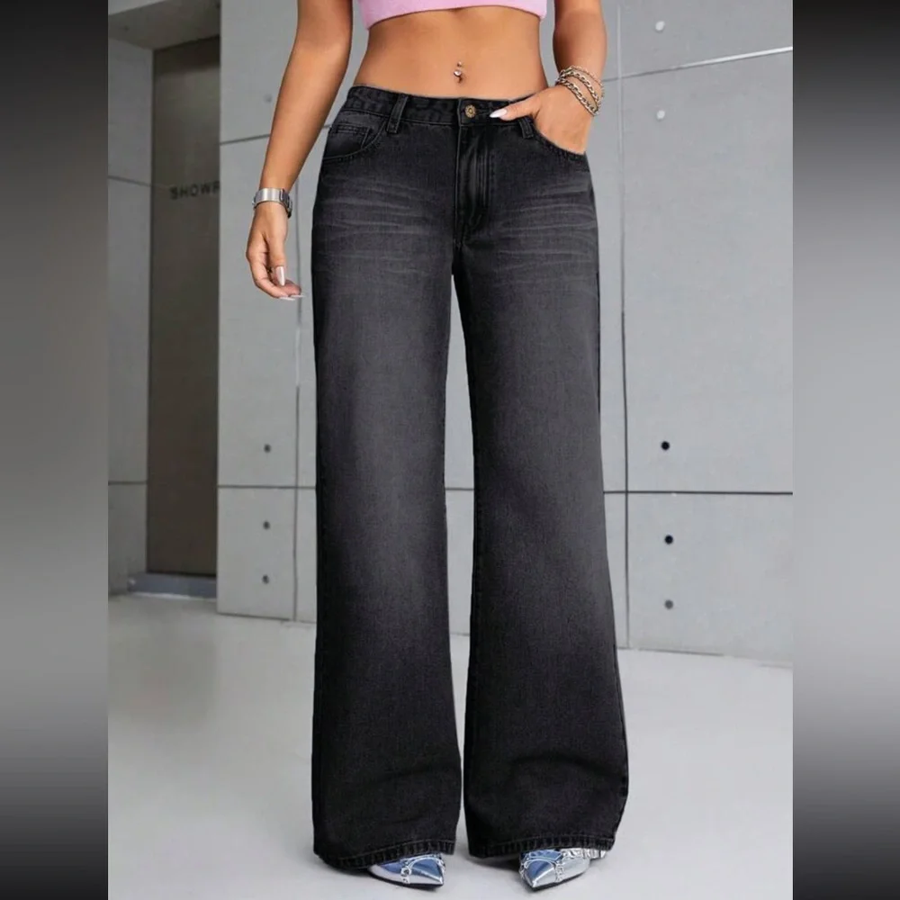 Washed Wide Leg Jeans 💖 - Picture 4 of 5